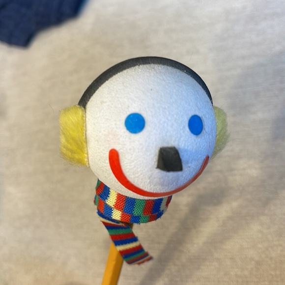 Jack in the Box Antenna Topper Ball Winter 2003 - Picture 5 of 5